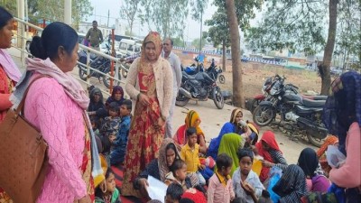 ग्वालियरः घर-घर से बुलाकर बनाए गए सहरिया लोगों के आधारकार्ड