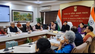 कोरोना के बढ़ते मामले को लेकर केन्द्र सरकार सतर्क, राज्यों के स्वास्थ्य मंत्रियों के साथ की उच्चस्तरीय समीक्षा बैठक