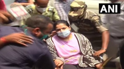 SSC भर्ती घोटाले में गिरफ़्तार आरोपी अर्पिता मुखर्जी ने कहा, ''वह पैसा मेरा नहीं है।