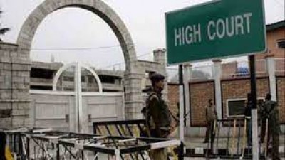 जम्मू-कश्मीर उच्च न्यायालय ने कदाचार की शिकायत पर तीन वरिष्ठ वकीलों को समन जारी किया
