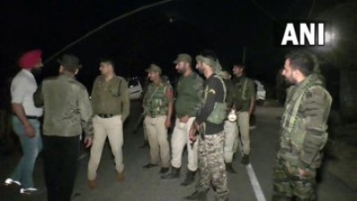 रानगर पुलिस थाना अंतर्गत अंतरराष्ट्रीय सीमा के पास सीमा पुलिस चौकी सान्याल के पास विस्फोट की आवाज सुनी