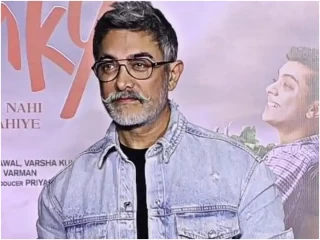 मुंबई में 'सलाम वेंकी’ की स्क्रीनिंग में आमिर खान भी स्पॉट किए
