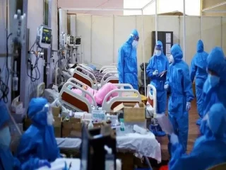 कोविड-19: देश में संक्रमण के 2,424 नए मामले, तीन लोगों की मौत
