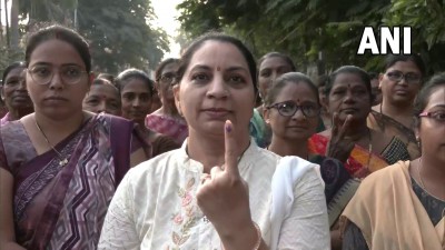 गुजरात विस चुनाव : पहले चरण का मतदान शुरू