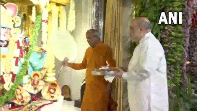 केंद्रीय गृह मंत्री अमित शाह ने अहमदाबाद में जगन्नाथ मंदिर में 'मंगला आरती' की।