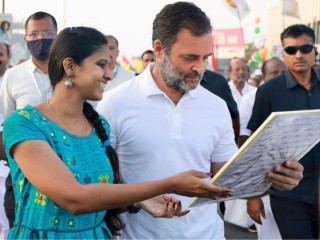राहुल गांधी ने केरल के अलुवा यूसी कॉलेज से फिर शुरू की ‘भारत जोड़ो यात्रा’