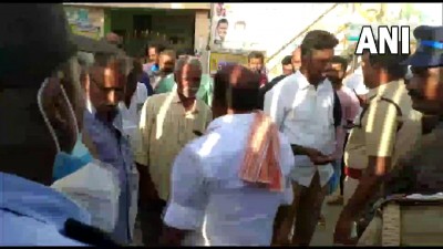 तमिलनाडु:DVAC कोयंबटूर में पूर्व राज्य मंत्री एसपी वेलुमणि के आवास पर तलाशी