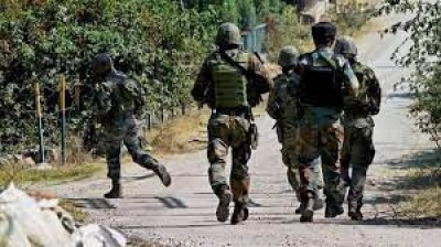 जम्मू-कश्मीर में अंतरराष्ट्रीय सीमा के पास एक पाकिस्तानी घुसपैठिया ढेर, एक अन्य गिरफ्तार