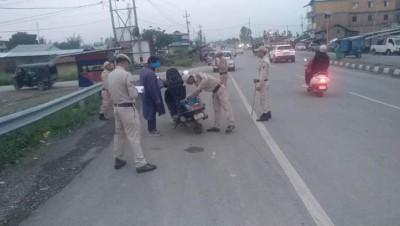मणिपुर पुलिस ने 62 लोगों को लिया हिरासत में