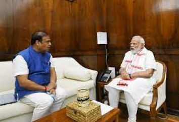 असम के मुख्यमंत्री ने प्रधानमंत्री मोदी से मुलाकात की; राज्य की परियोजनाओं की जानकारी दी