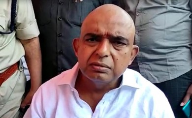 आंध्र प्रदेश के आईटी मंत्री पर राज मिस्त्री ने हमला करने की कोशिश की