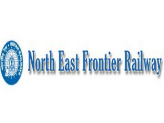 मणिपुर में कानून व्यवस्था की स्थिति को देखते हुए, पूर्वोत्तर सीमांत रेलवे ने मणिपुर जाने वाली सभी ट्रेनों को रोक दिया है।