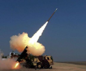 पूर्वी लद्दाख में चीन से जारी तनाव के बीच देश में घातक पिनाक मिसाइल प्रणाली का उत्पादन शुरू