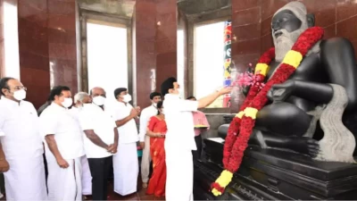 तमिलनाडु के राज्यपाल, मुख्यमंत्री ने पुली थेवर को श्रद्धांजलि दी