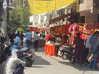 यमुनानगर:नवरात्रों पर मंदिरों में उमड़ी भीड़