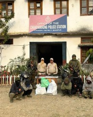 मणिपुर में ड्रग्स, हथियार, गोला बारूद के साथ 5 गिरफ्तार