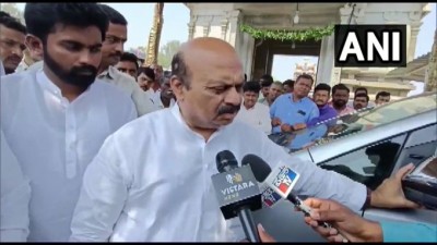 कर्नाटक में चुनाव अधिकारियों ने मुख्यमंत्री बोम्मई की निजी कार की तलाशी ली