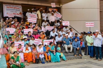 महाराष्ट्र सरकार के कर्मचारियों की हड़ताल दूसरे दिन भी जारी