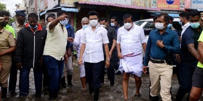 तमिलनाडु में बाढ़ से उत्पन्न संकट बरकरार, मुख्यमंत्री ने किया बारिश प्रभावित इलाकों का निरीक्षण