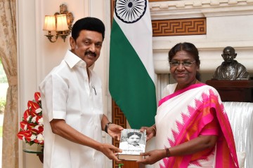 तमिलनाडु के मुख्यमंत्री एमके स्टालिन ने की राष्ट्रपति से मुलाकात