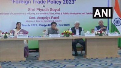 दिल्ली: केंद्रीय मंत्री पीयूष गोयल ने वाणिज्य भवन में 'विदेश व्यापार नीति 2023' का अनावरण किया।
