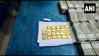 महाराष्ट्र : जालना में छापे के दौरान 56 करोड़ रुपये नकद, 14 करोड़ के आभूषण बरामद