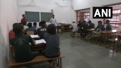 सूरत: लाजपोर सेंट्रल जेल के 27 कैदी 10वीं-12वीं की बोर्ड परीक्षा देने वाले हैं।