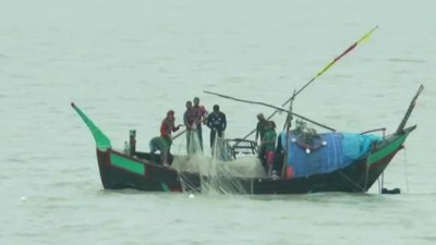 बांग्लादेश ने पद्मा-मेघना नदी अभयारण्य में दो महीने के लिए मछली पकड़ने पर रोक लगाई