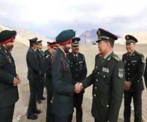 भारत और चीन के सैन्य कमांडरों के बीच सोमवार को बहुचर्चित छठे दौर की वार्ता हुई