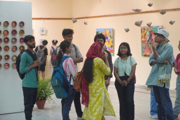 बीएचयू योगसूत्र : चित्रकला प्रदर्शनी में उमड़े विद्यार्थी, 25 चित्रकृतियों का प्रदर्शन
