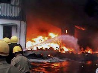 आंध्र प्रदेश की एक रसायन फैक्टरी में लगी आग, छह लोगों की मौत