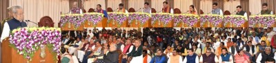 रायपुर : राज्यपाल विश्वभूषण हरिचंदन ने दिलाई मंत्रियों को शपथ