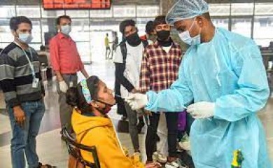 महाराष्ट्र: ठाणे जिले में कोविड-19 के 4,583 नये मामले, छह और मरीजों की मौत